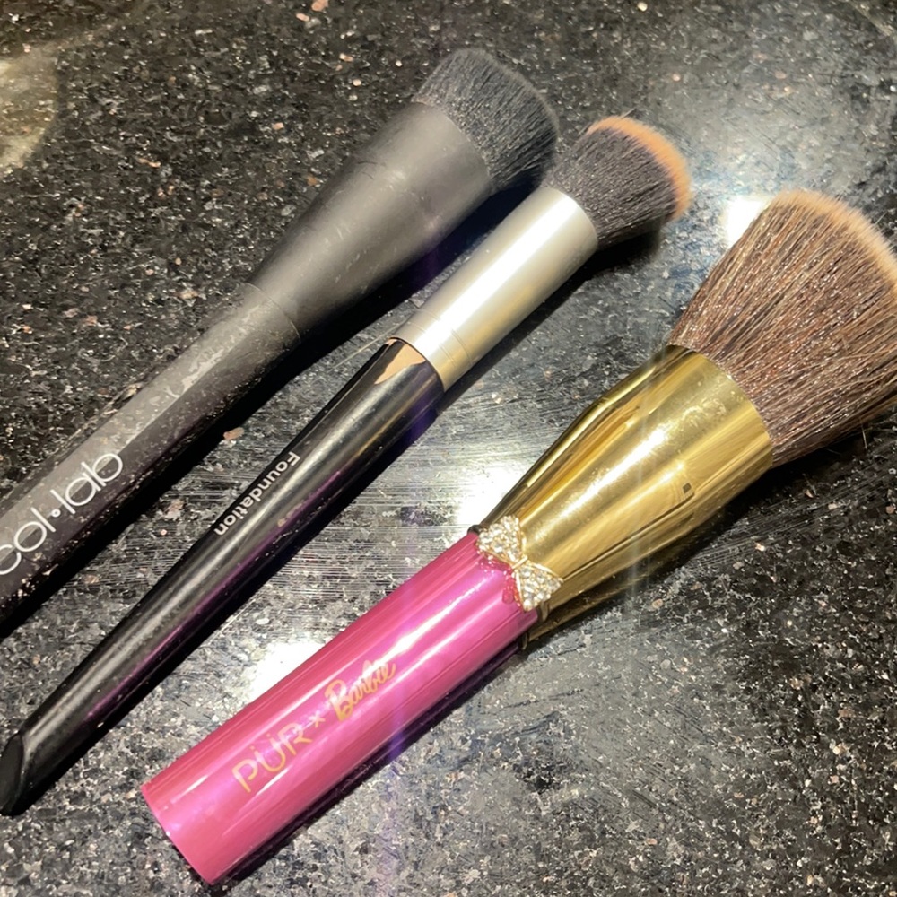 Three bundle  brush deal $15